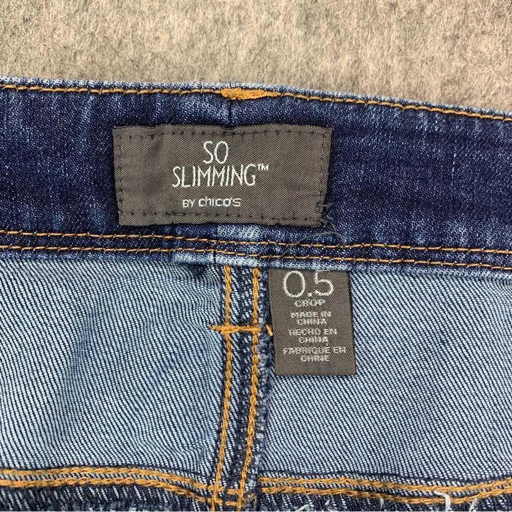 Chicos So Slimming Slim Crop Leg Jeans Women's Medium Wash Denim - Size 6 (0.5) - Picture 8 of 14